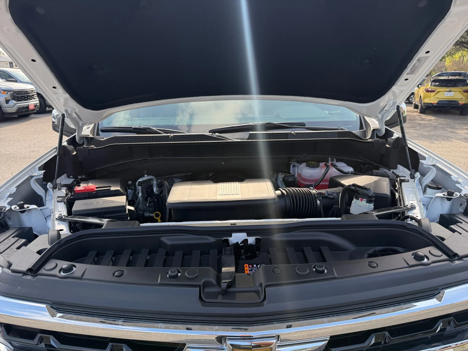 New 2026 Summit White Chevrolet LT image 20