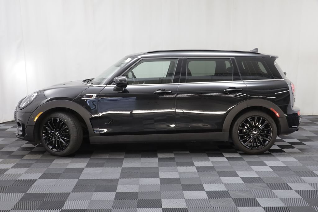 Certified Used 2023 Midnight Black MINI Iconic image 4