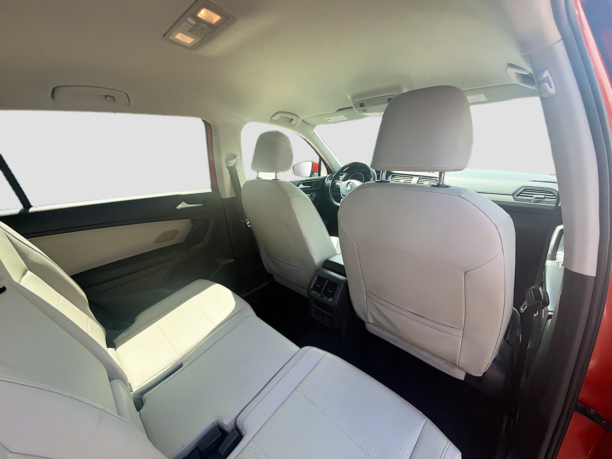 2019 Volkswagen Tiguan SE - Photo 27