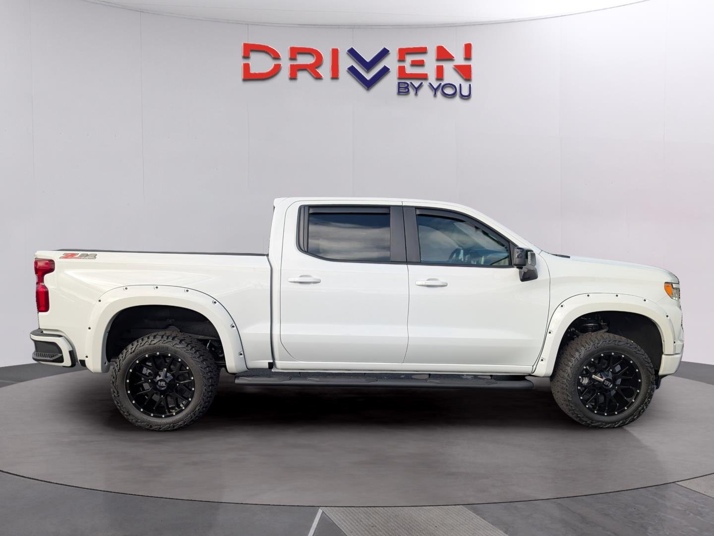 New 2026 Summit White Chevrolet RST image 6