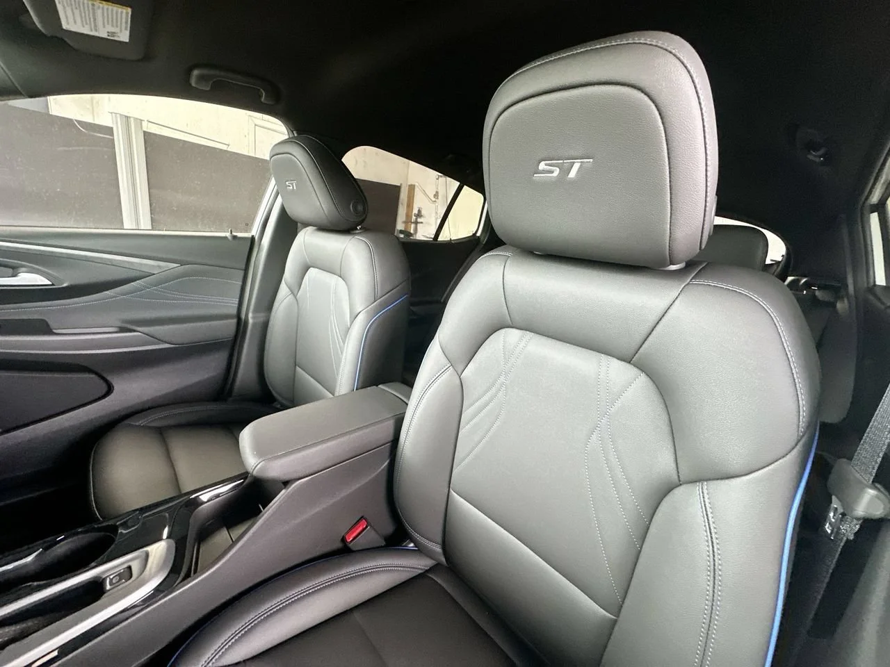 2026 Buick Envista Sport Touring - Photo 14
