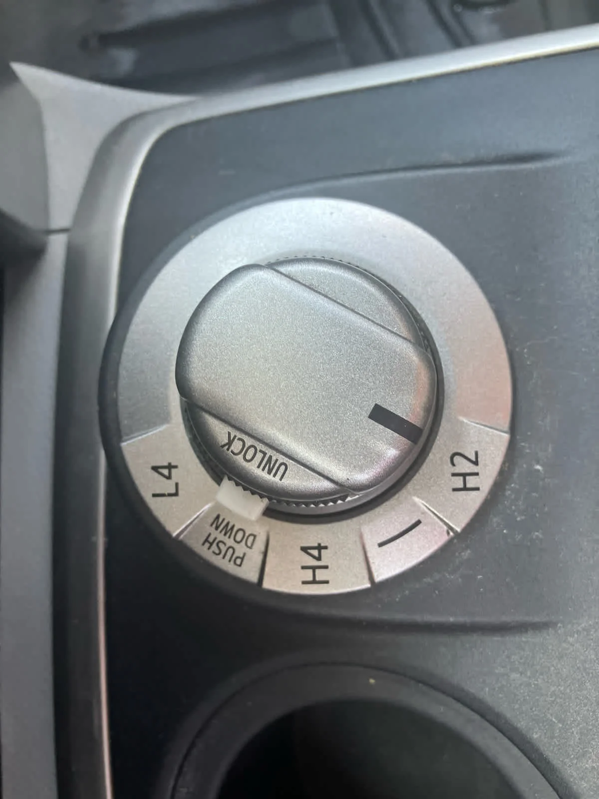 Used 2013 Blizzard Pearl Metallic Toyota SR5 image 27