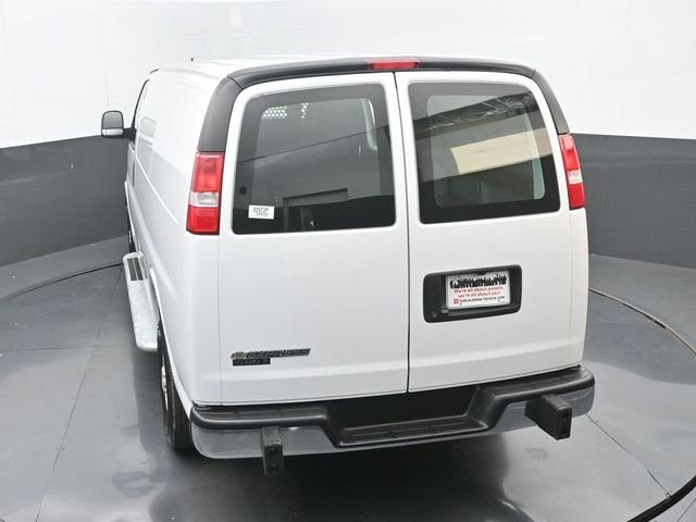 2024 Chevrolet Express Cargo Work Van - Photo 27