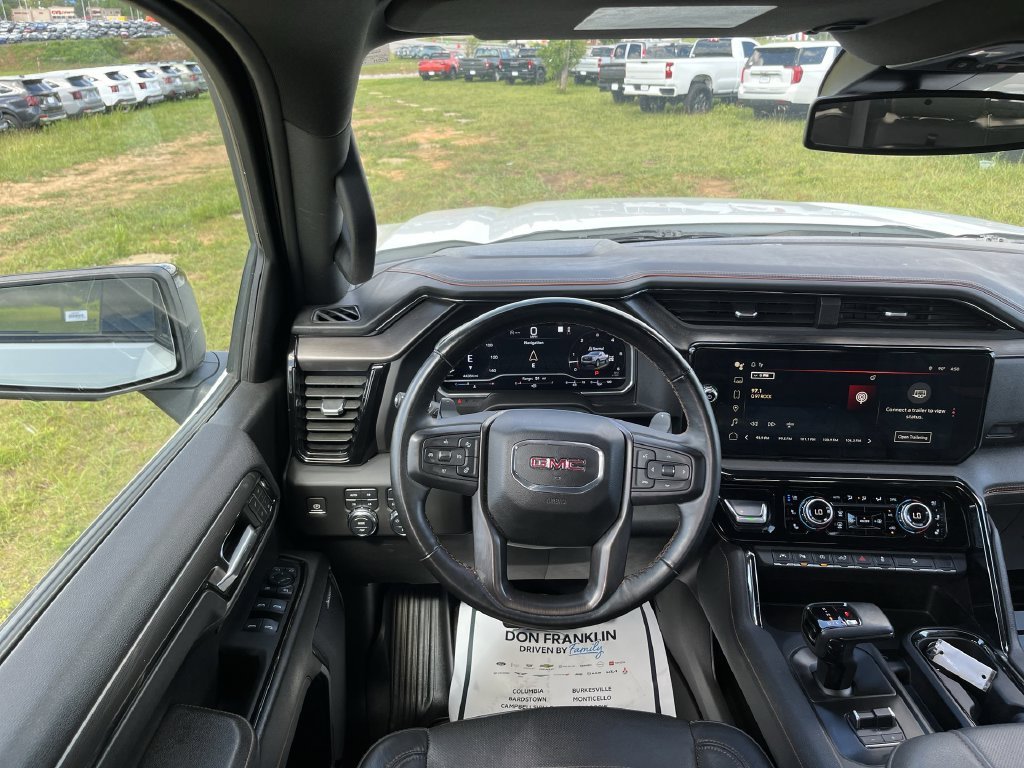 Used 2023 White GMC AT4 image 20