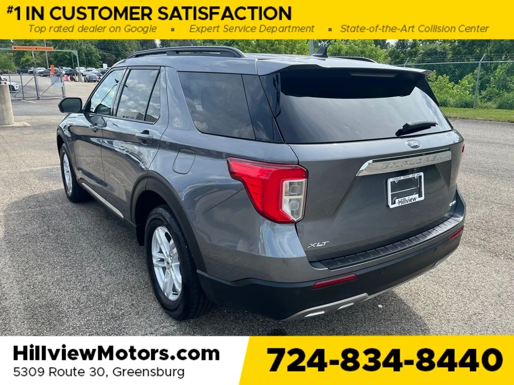 Used 2023 Gray Metallic Ford XLT image 3