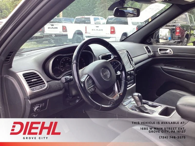 Used 2021 Gray Jeep Laredo X image 17