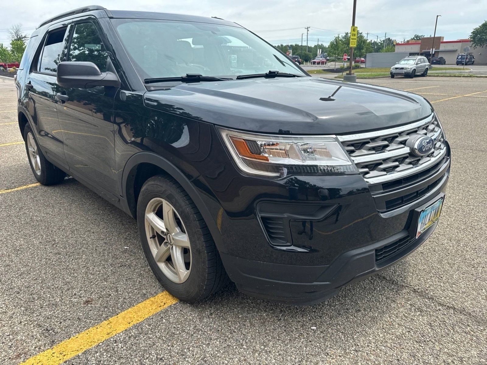 Used 2019 Black Metallic Ford Base image 4