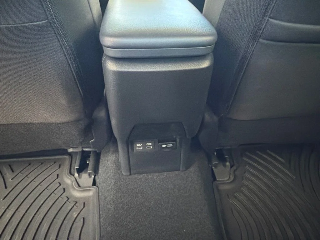New 2026 Wind Chill Pearl <sup>1</sup> Toyota  SE image 25