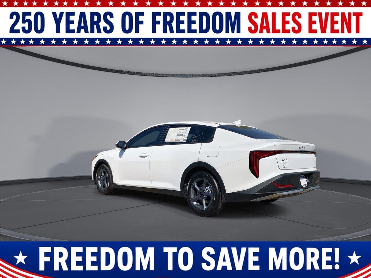 New 2026 Snow White Pearl Kia LXS image 6