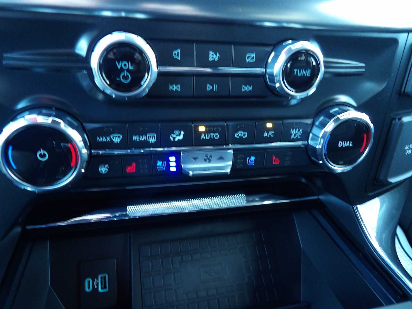 2022 Ford F-150 Lariat - Photo 24