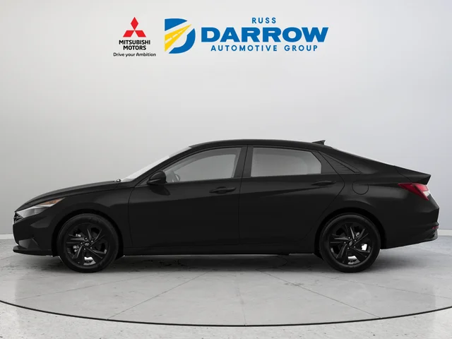 Used 2021 Black Hyundai SEL image 2