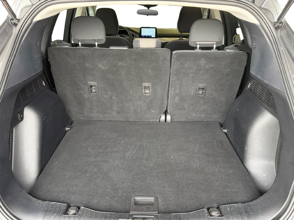 Used 2022 Gray Ford SE image 14