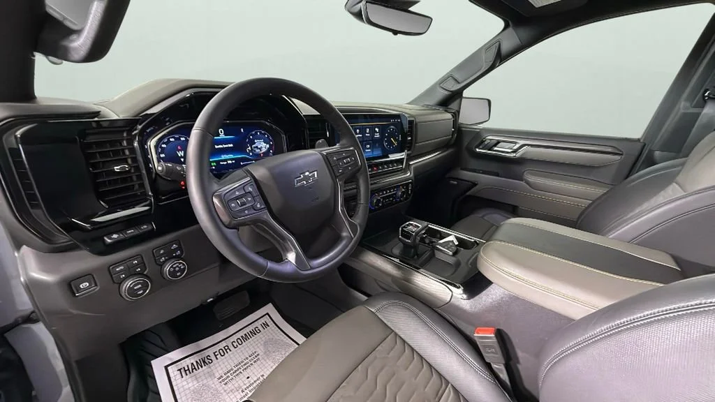 Used 2025 Slate Gray Metallic Chevrolet ZR2 image 18