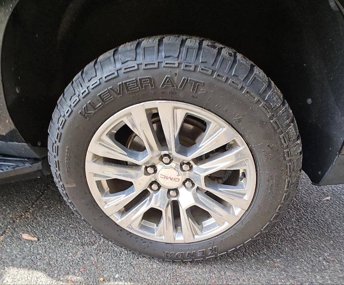 Used 2021 ONYX BLACK GMC Denali image 18