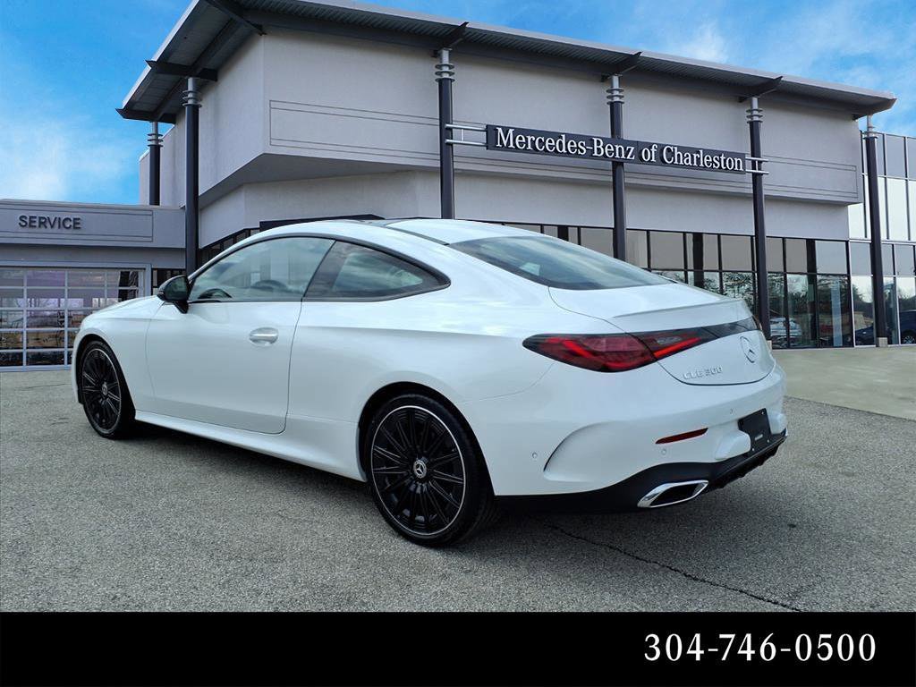 New 2026 MANUFAKTUR Moonlight White Metallic Mercedes-Benz CLE 300 image 5