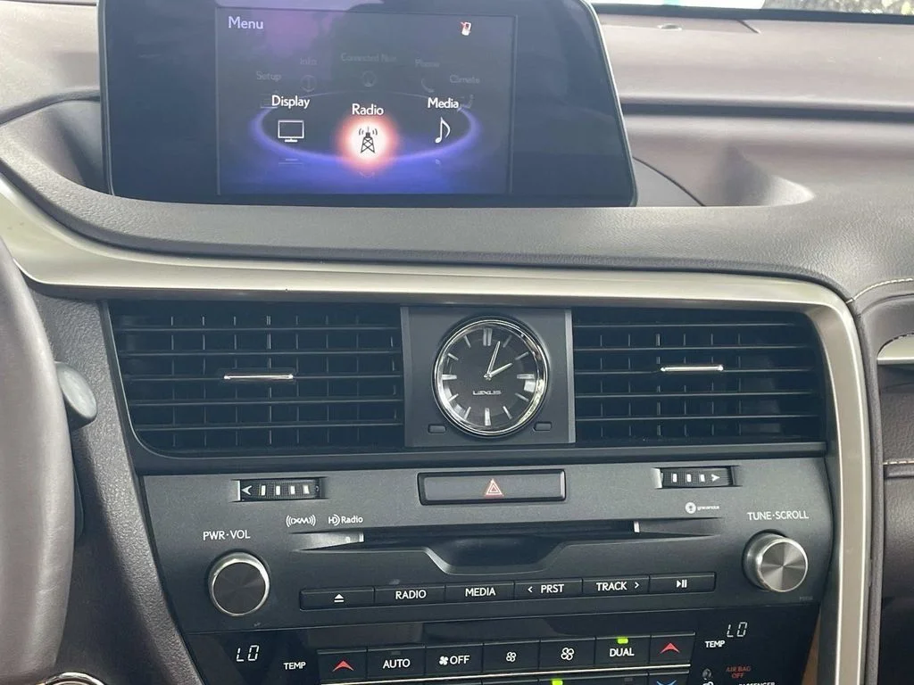 Used 2019 Beige Lexus 350 image 17