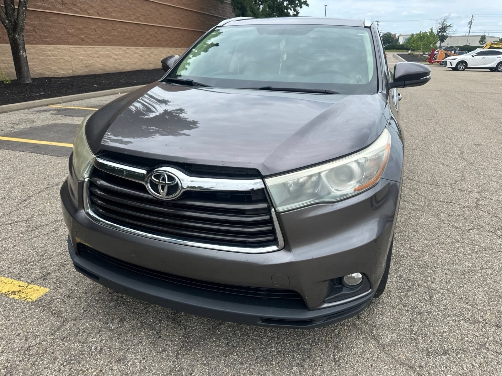 Used 2015 Predawn Gray Mica Toyota XLE image 6