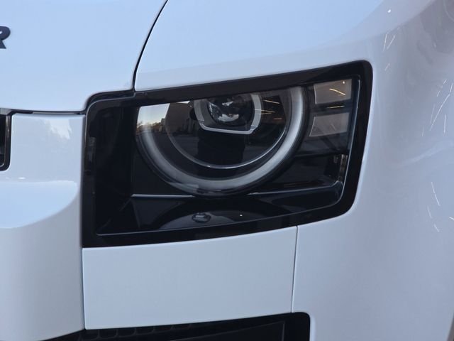 2026 Land Rover Defender S - Photo 18
