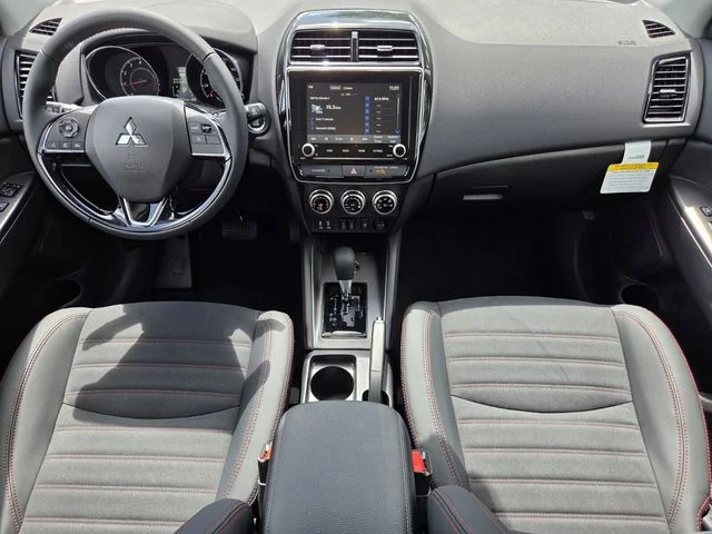 New 2026 White Mitsubishi 2.0 SE image 7