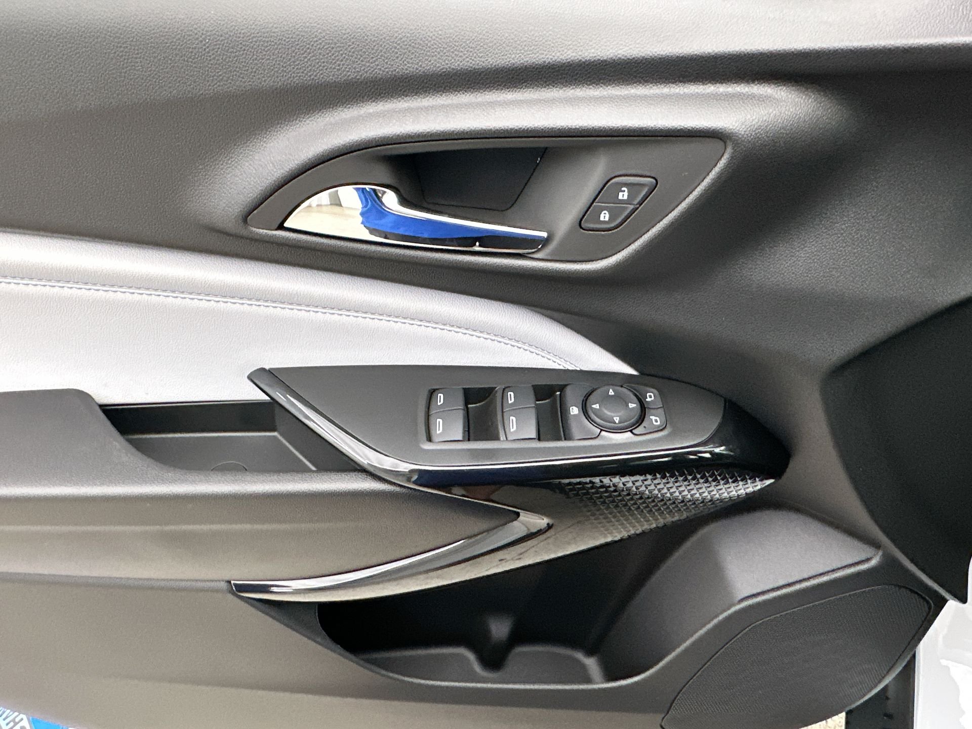 New 2026 Summit White Chevrolet LT image 64