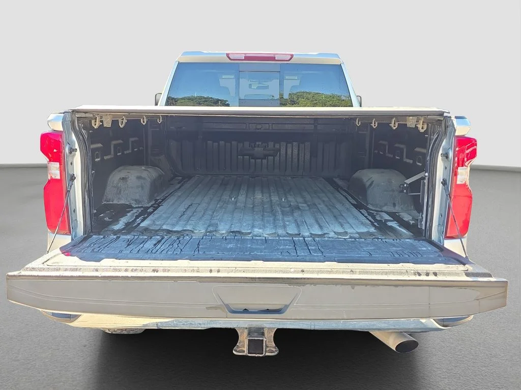 Used 2023 Silver Chevrolet LTZ image 17