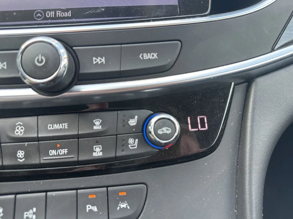 Used 2017 Silver Buick Premium I Group image 22