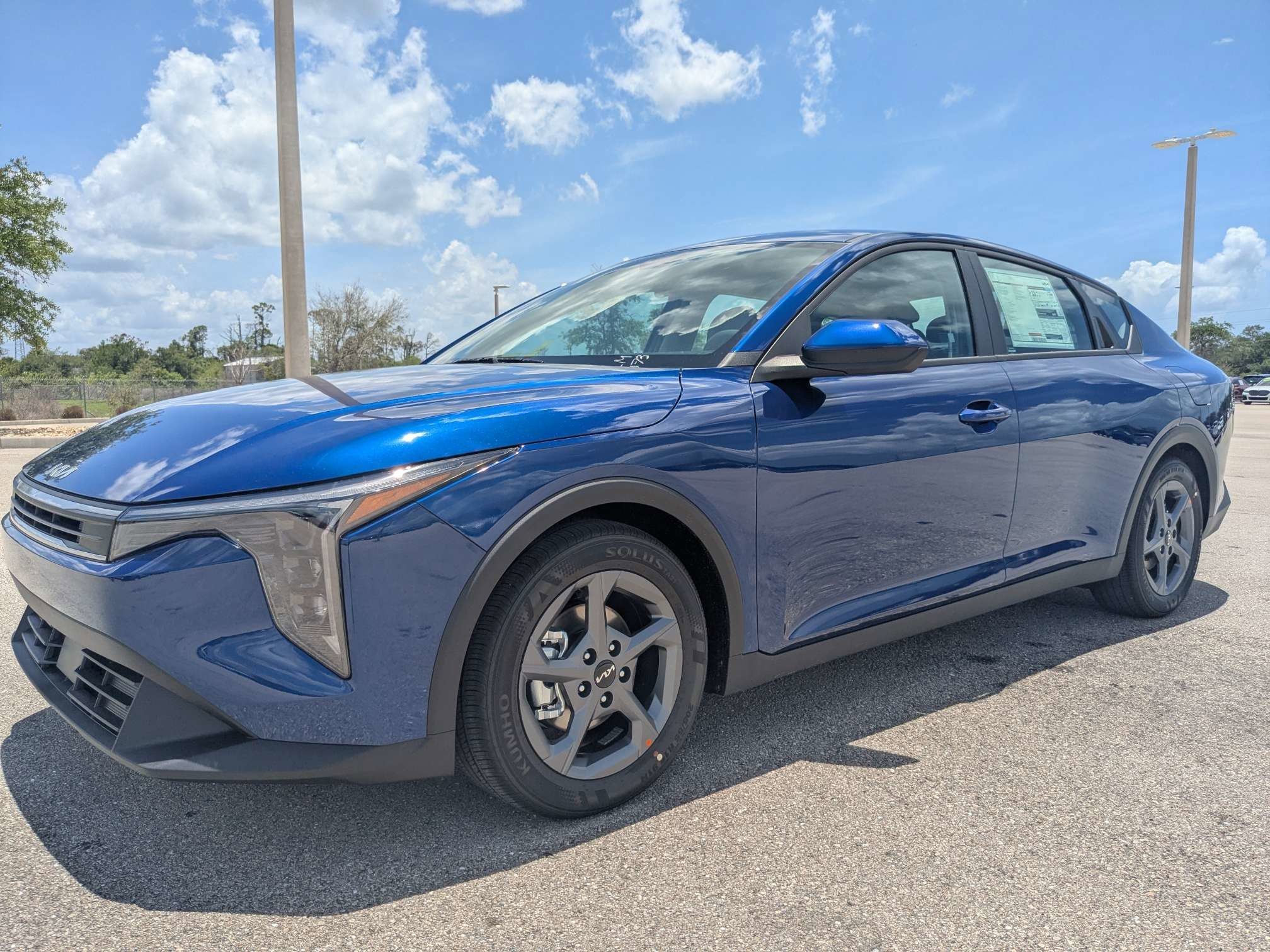 New 2026 Deep Sea Blue Kia LXS image 9