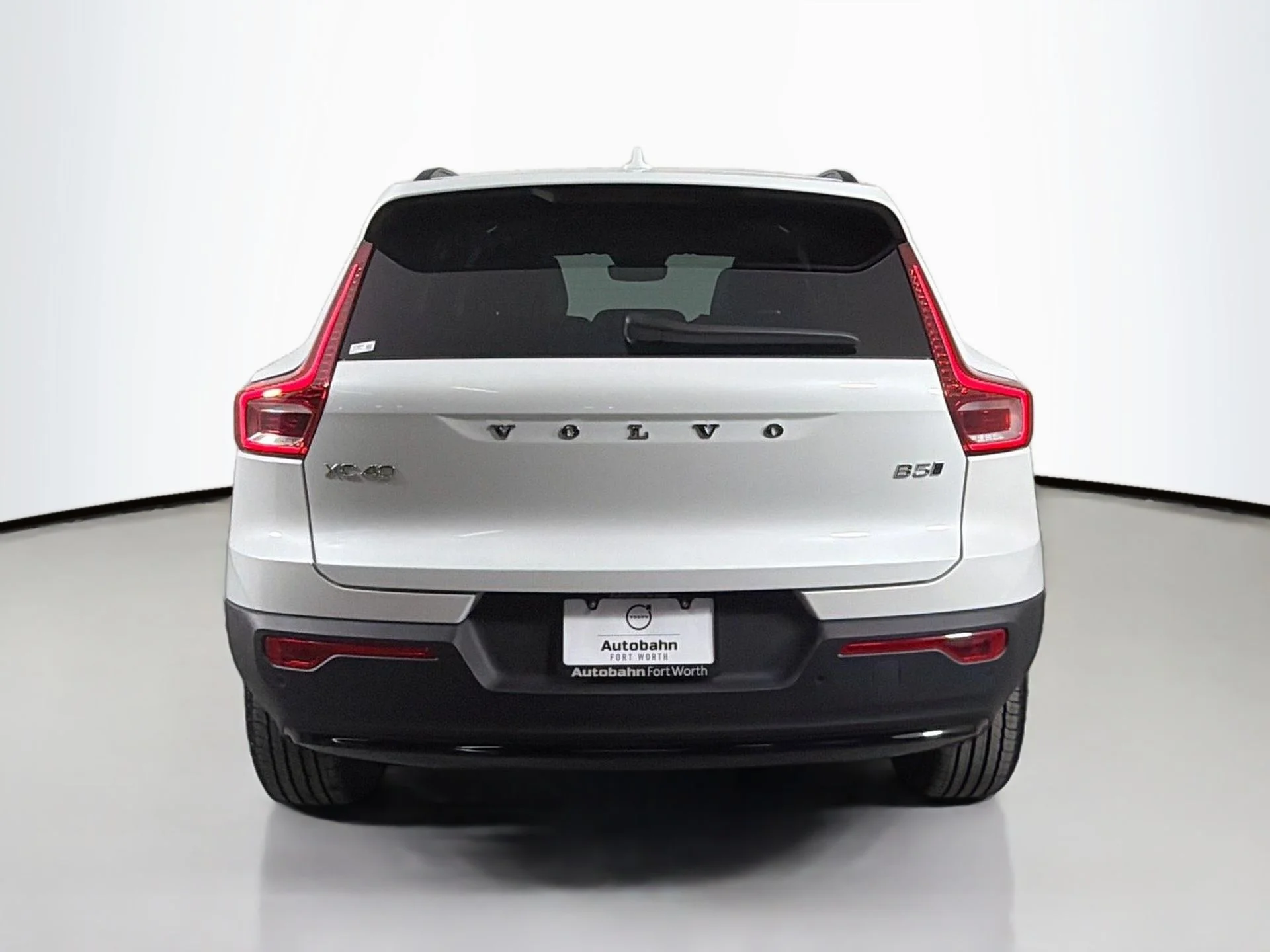 New 2026 Crystal White Volvo Plus image 6