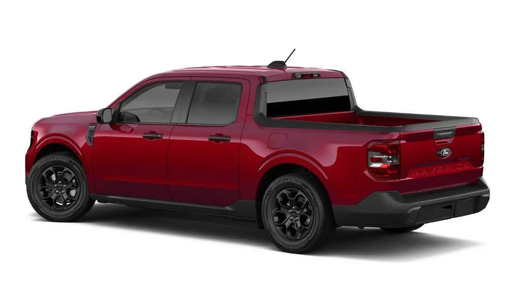 New 2026 Ruby Red Metallic Tinted Clearcoat Ford XLT image 2