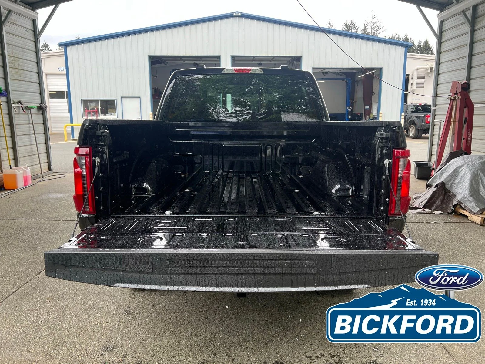 New 2026 Black Ford XLT image 7