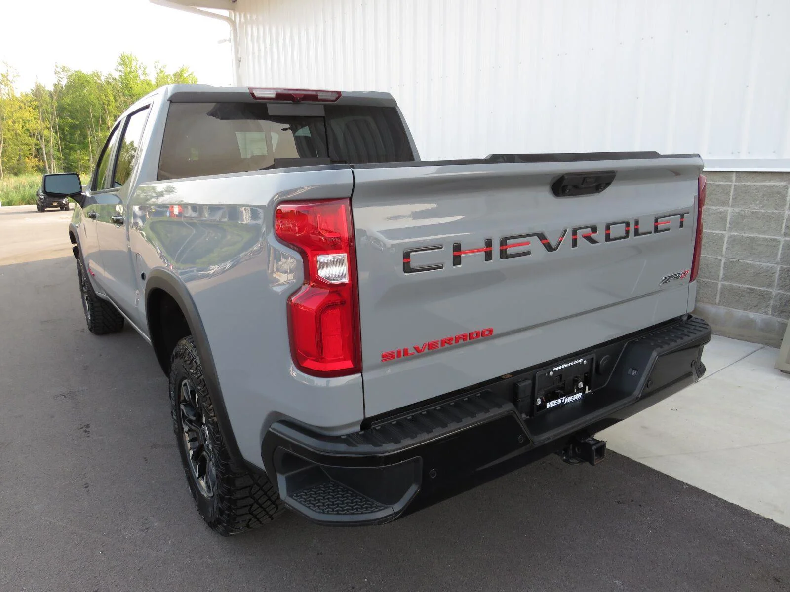 Used 2024 Slate Gray Metallic Chevrolet ZR2 image 17