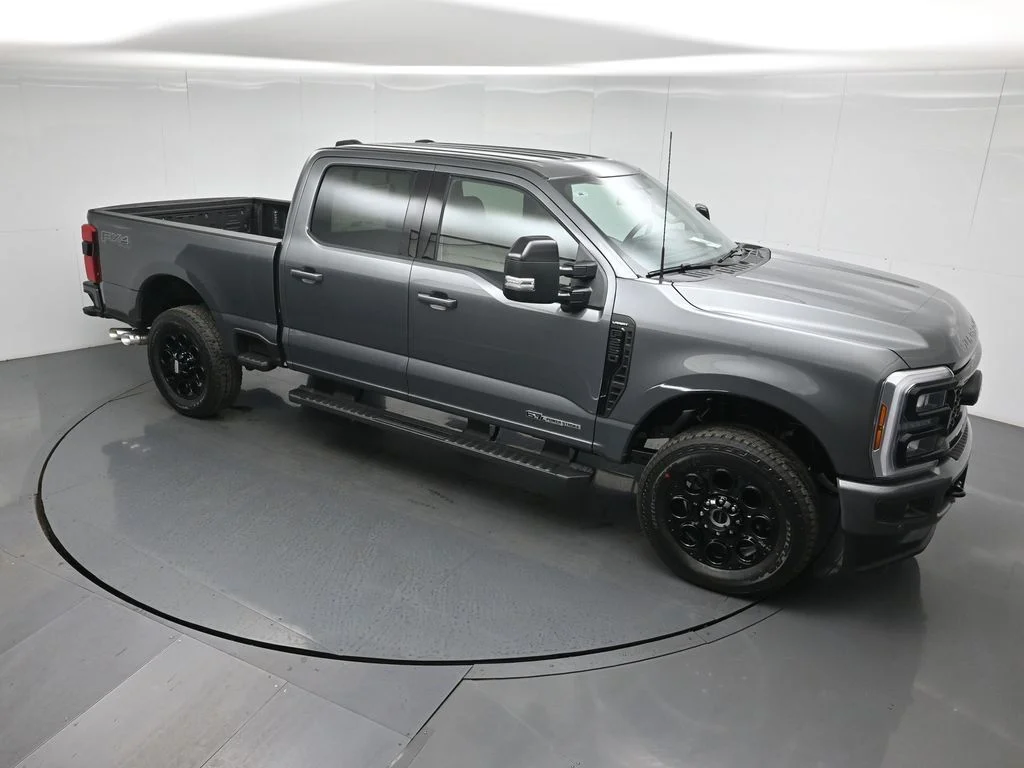 New 2026 Carbonized Gray Metallic Ford Lariat image 29