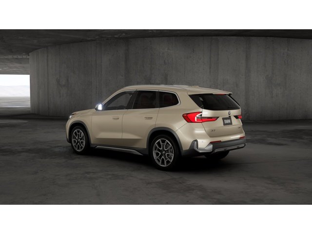 New 2027 Dune Grey Metallic BMW xDrive28i image 2