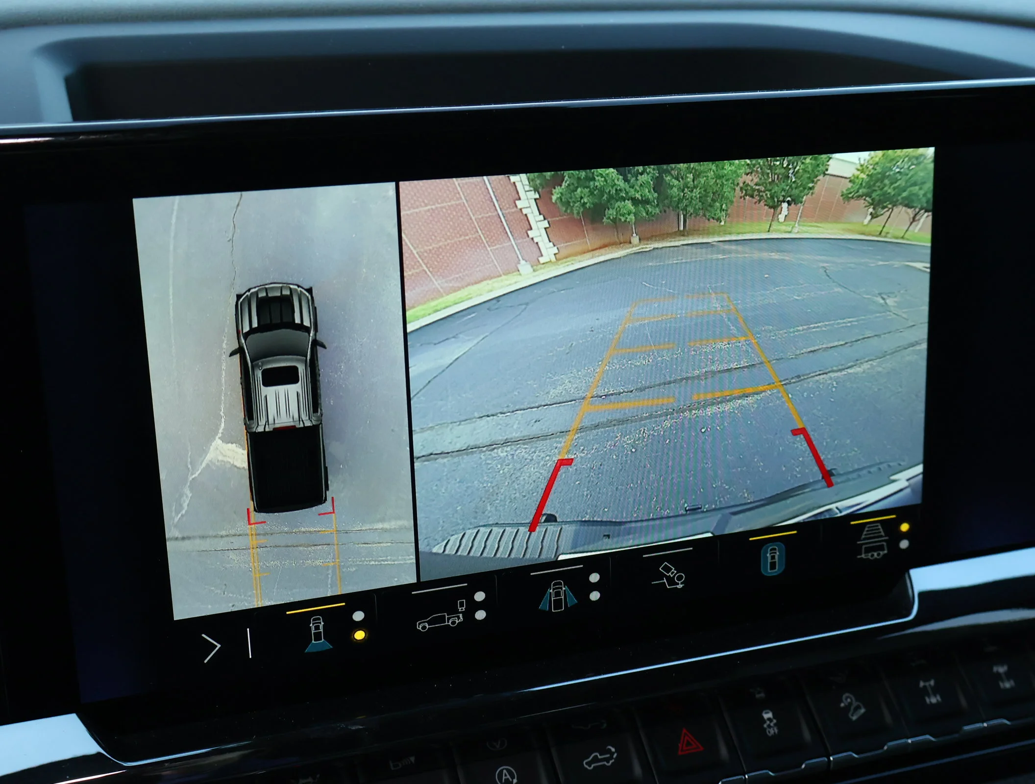 2023 Chevrolet Silverado 1500 ZR2 - Photo 22