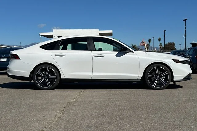 New 2026 Platinum White Pearl Honda Sport image 3