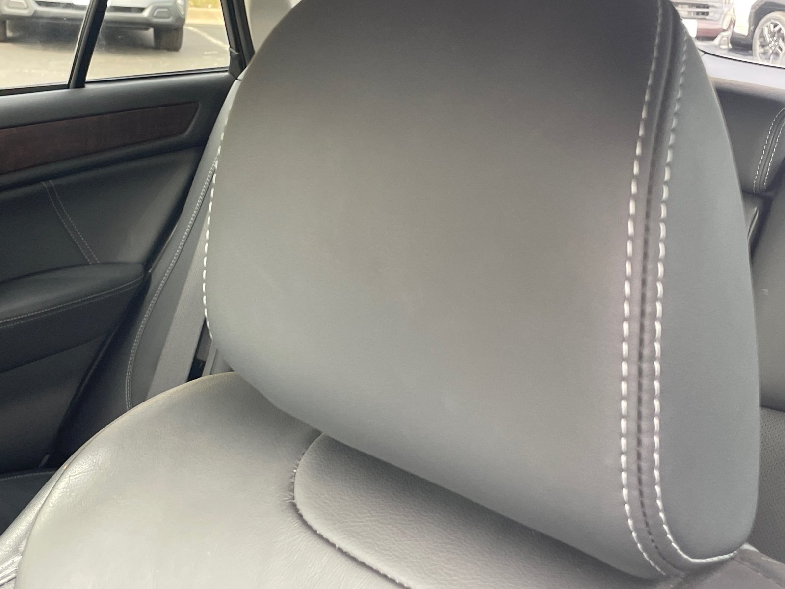 Used 2019 Magnetite Gray Metallic Subaru Limited image 12