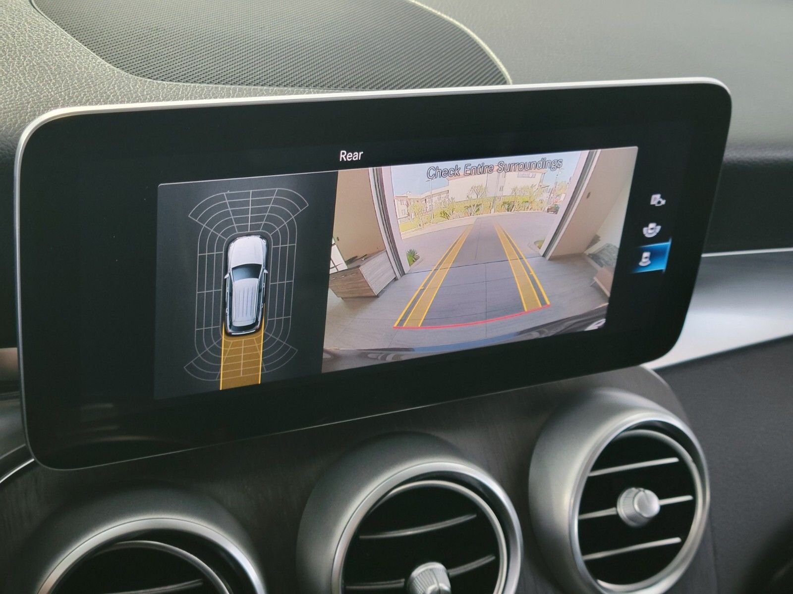 Used 2021 Gray Mercedes-Benz GLC 300 image 23