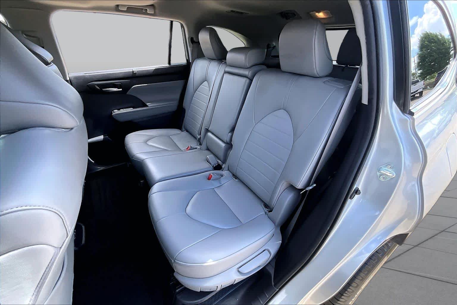 Used 2023 Celestial Silver Metallic Toyota Hybrid XLE image 20