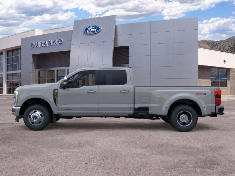 New 2026 Avalanche Ford F-350® Lariat® image 3