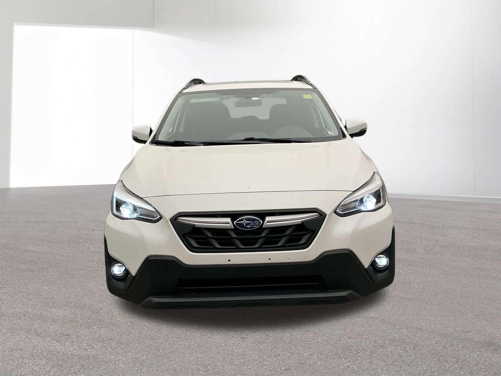 Used 2021 Crystal White Pearl Subaru Limited image 9
