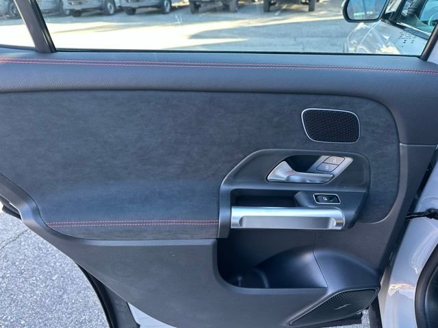 New 2026 MANUFAKTUR Alpine Grey Mercedes-Benz AMG® GLB 35 4MATIC® SUV image 20