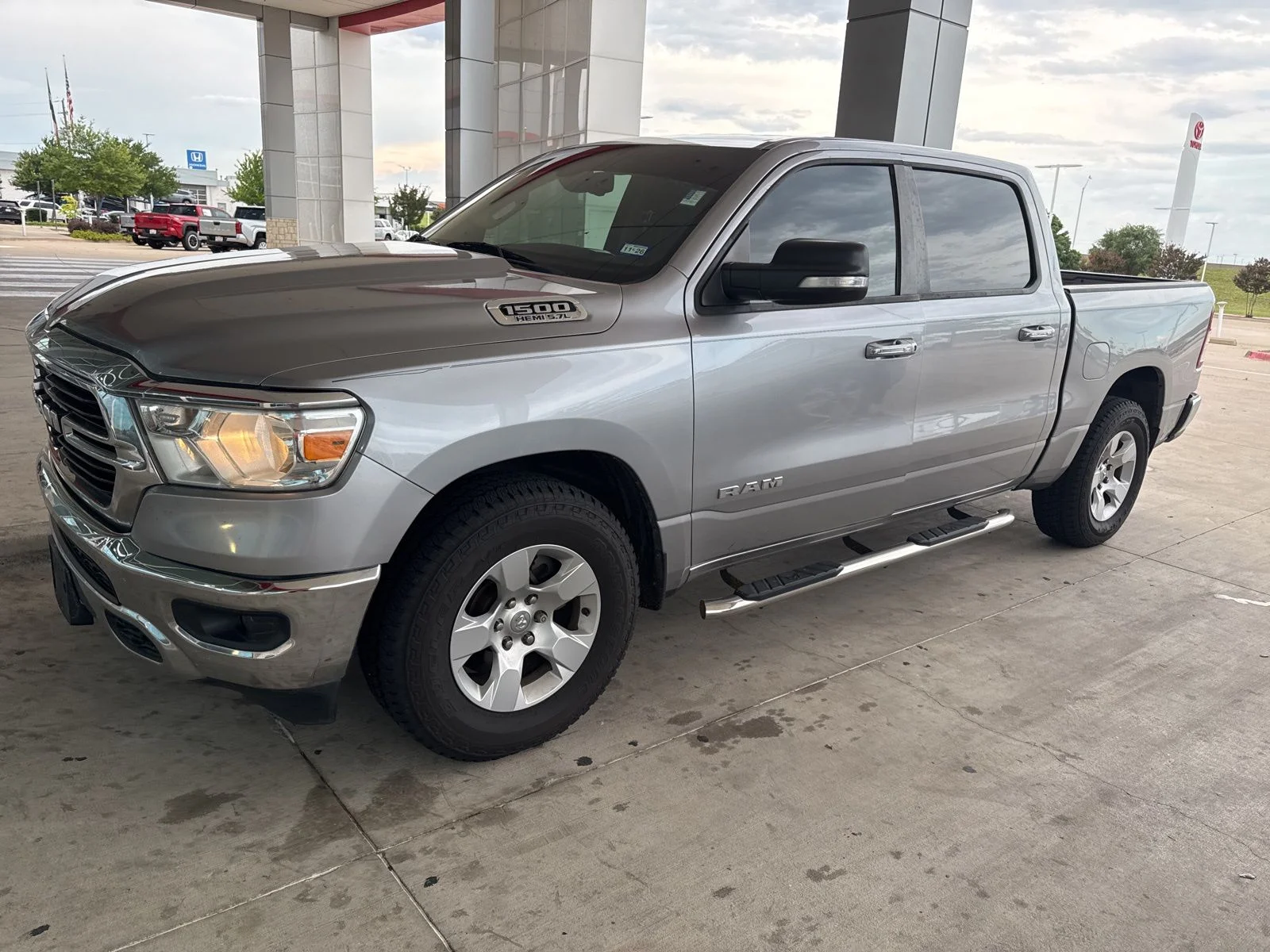2019 RAM 1500 Big Horn/Lone Star Crew Cab 5'7's photo