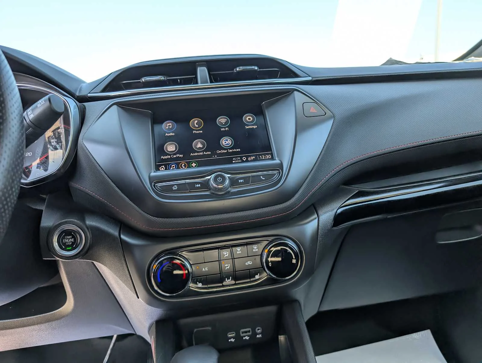 Used 2022 SUMMIT WHITE Chevrolet RS image 33