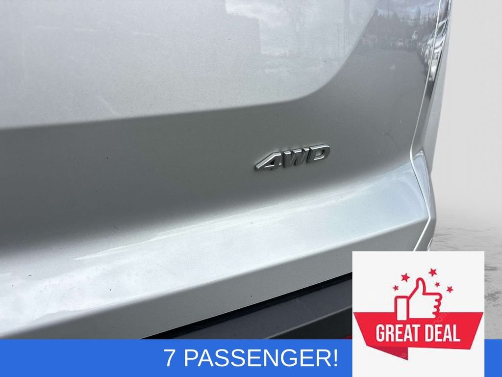 Used 2024 Silver Nissan S image 32