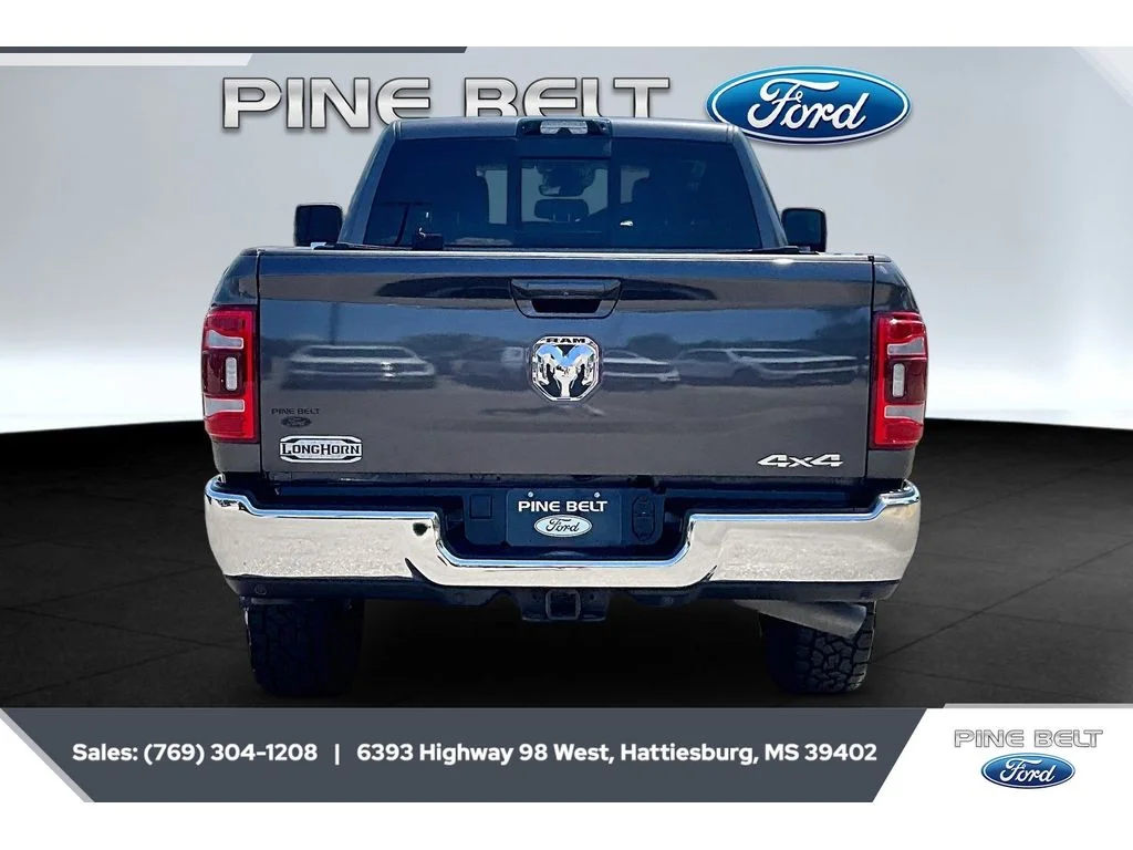 Used 2024 Granite Crystal Metallic Clearcoat Ram Longhorn image 4