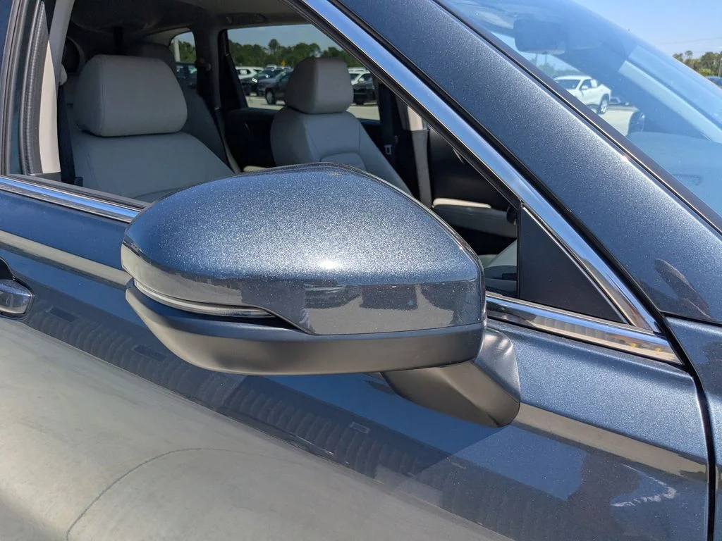 Used 2025 Gray Honda EX-L image 13