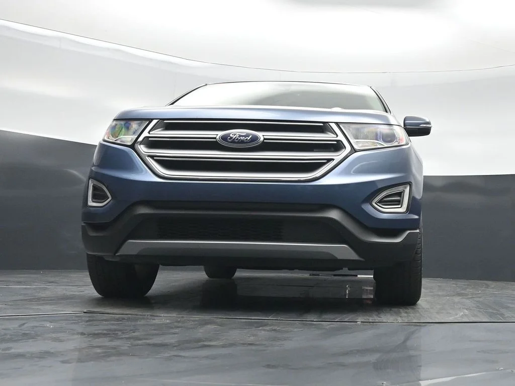 Certified Used 2018 Blue Ford SEL image 48