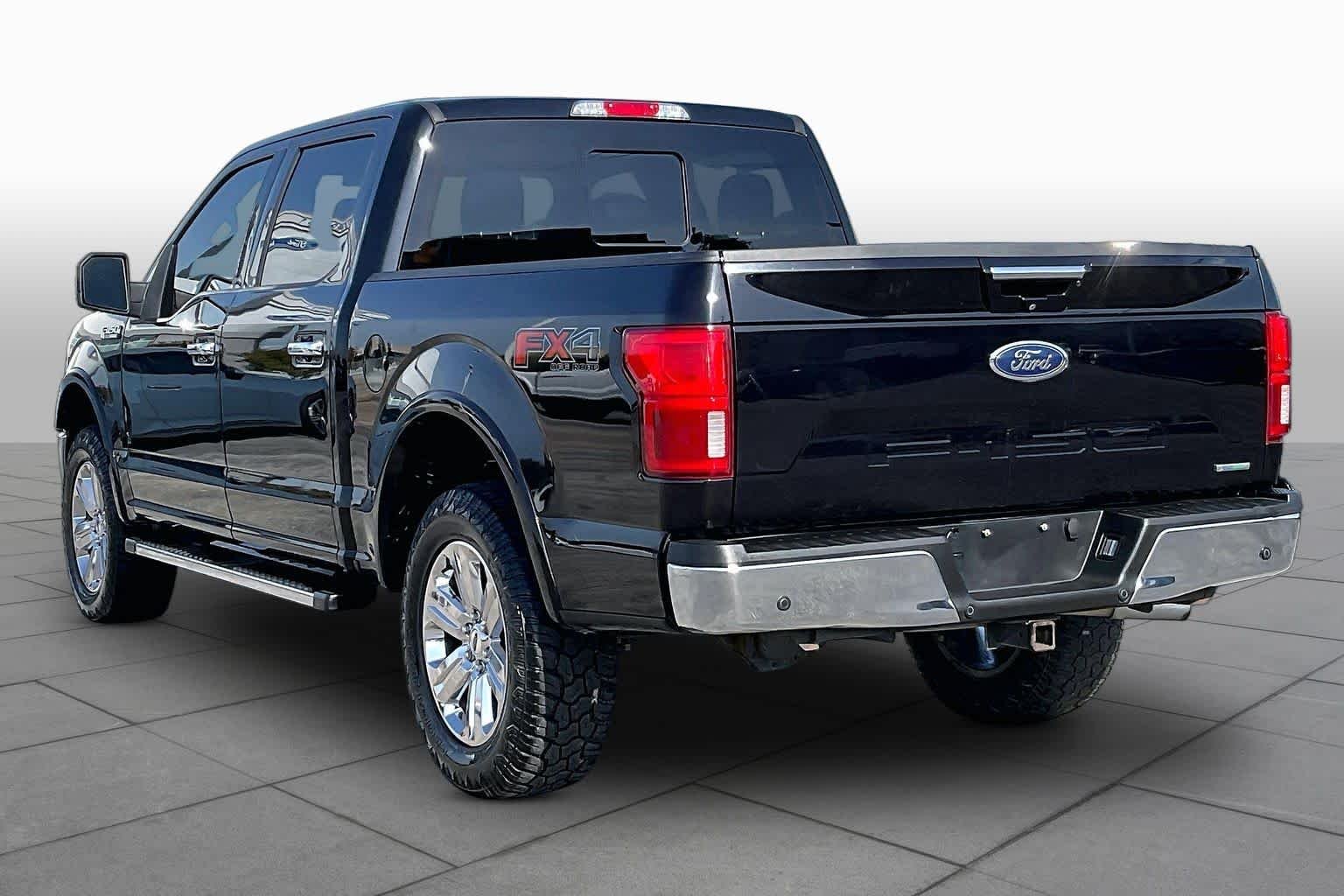 Used 2020 Agate Black Metallic Ford LARIAT image 12