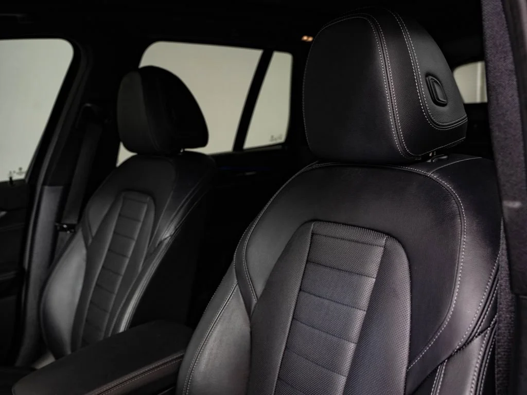 Used 2019 Dark Graphite Metallic BMW xDrive30i image 24