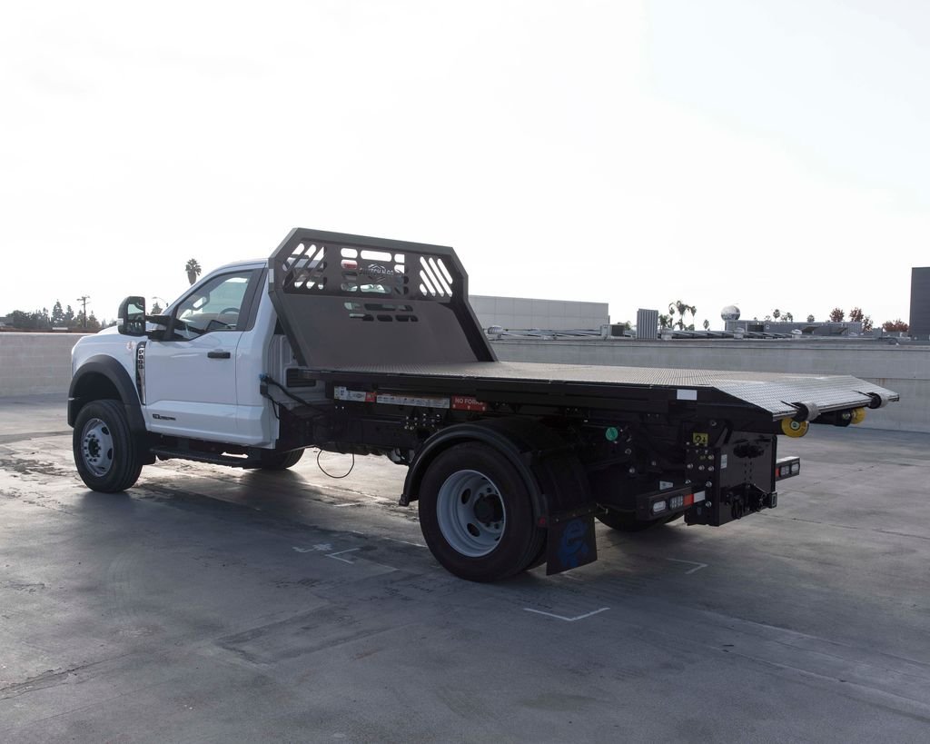 2025 Ford F-550 Super Duty Chassis Cab XL - Photo 22